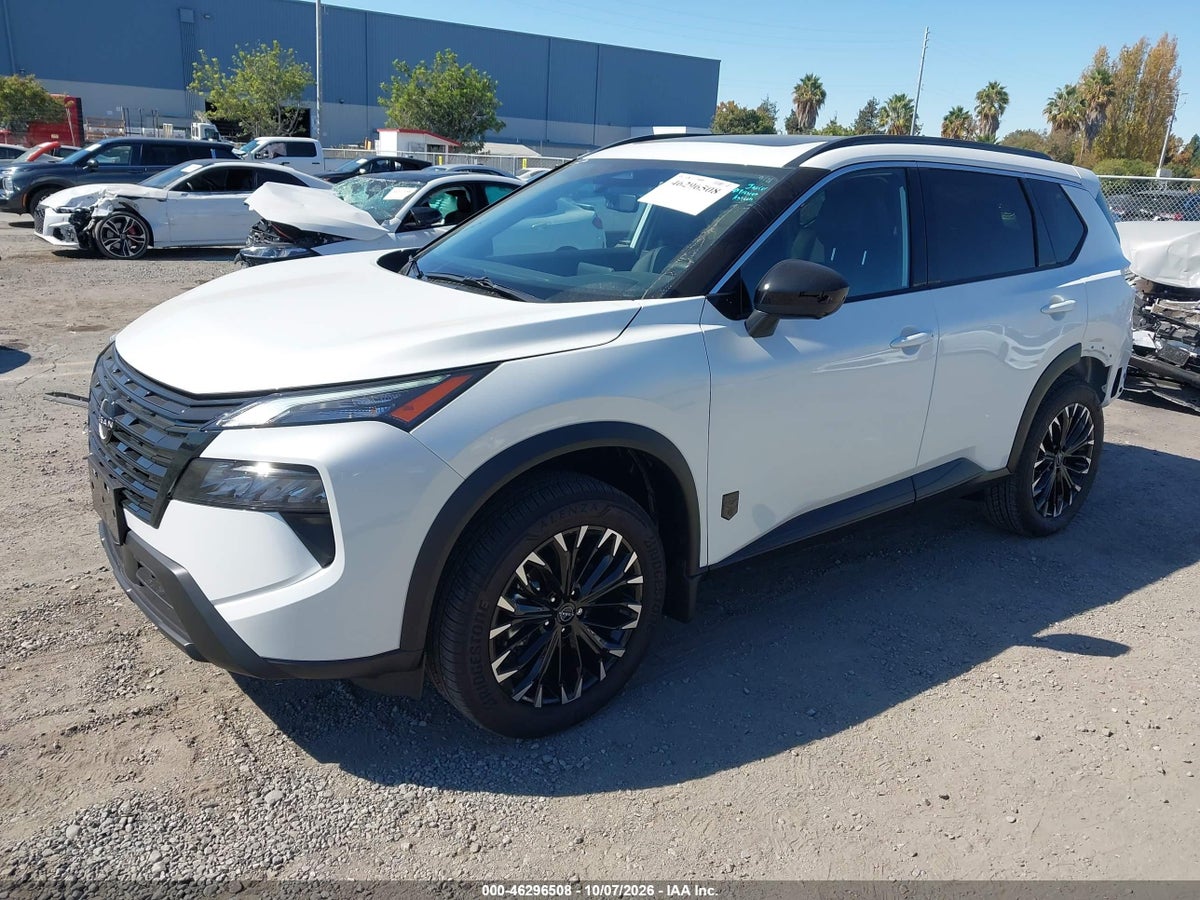 2026 NISSAN ROGUE DARK ARMOR — снимка 2