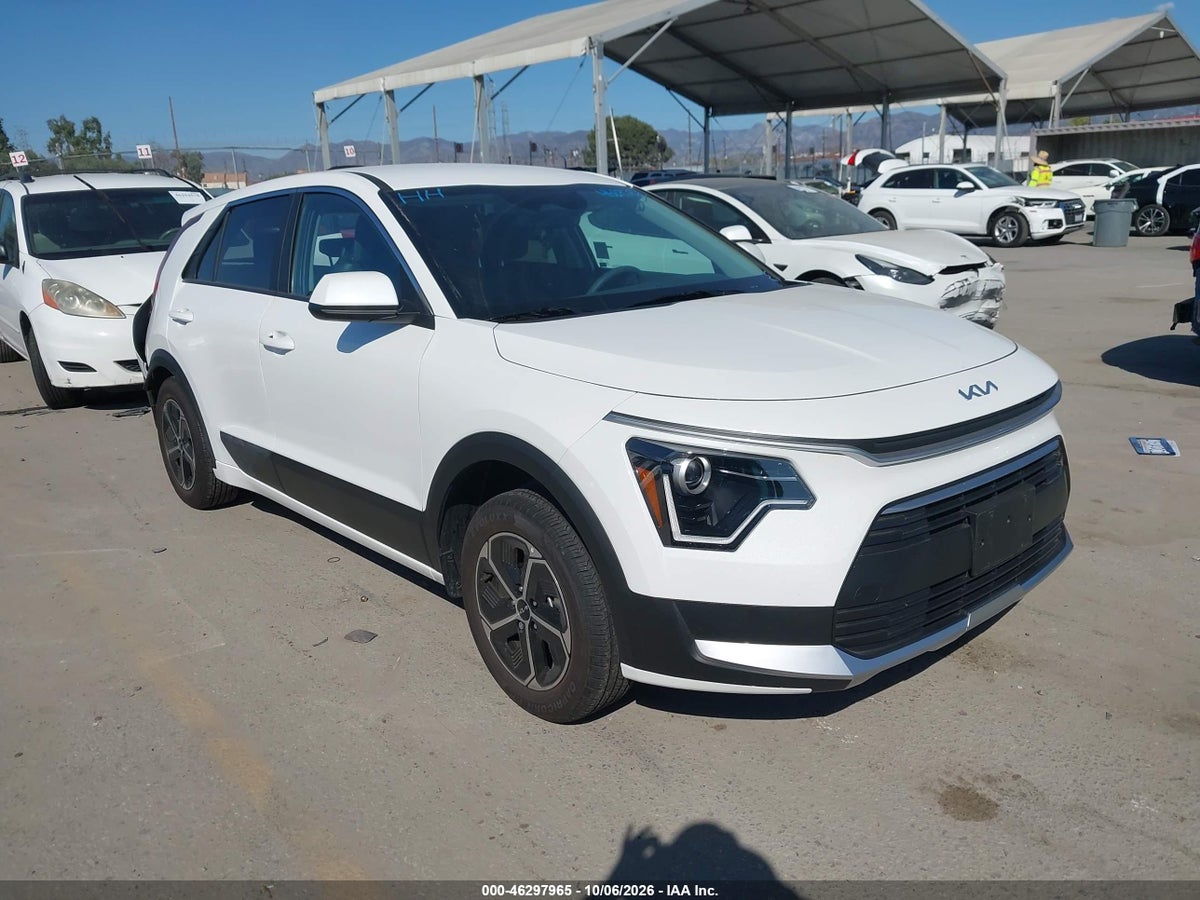 2026 KIA NIRO LX