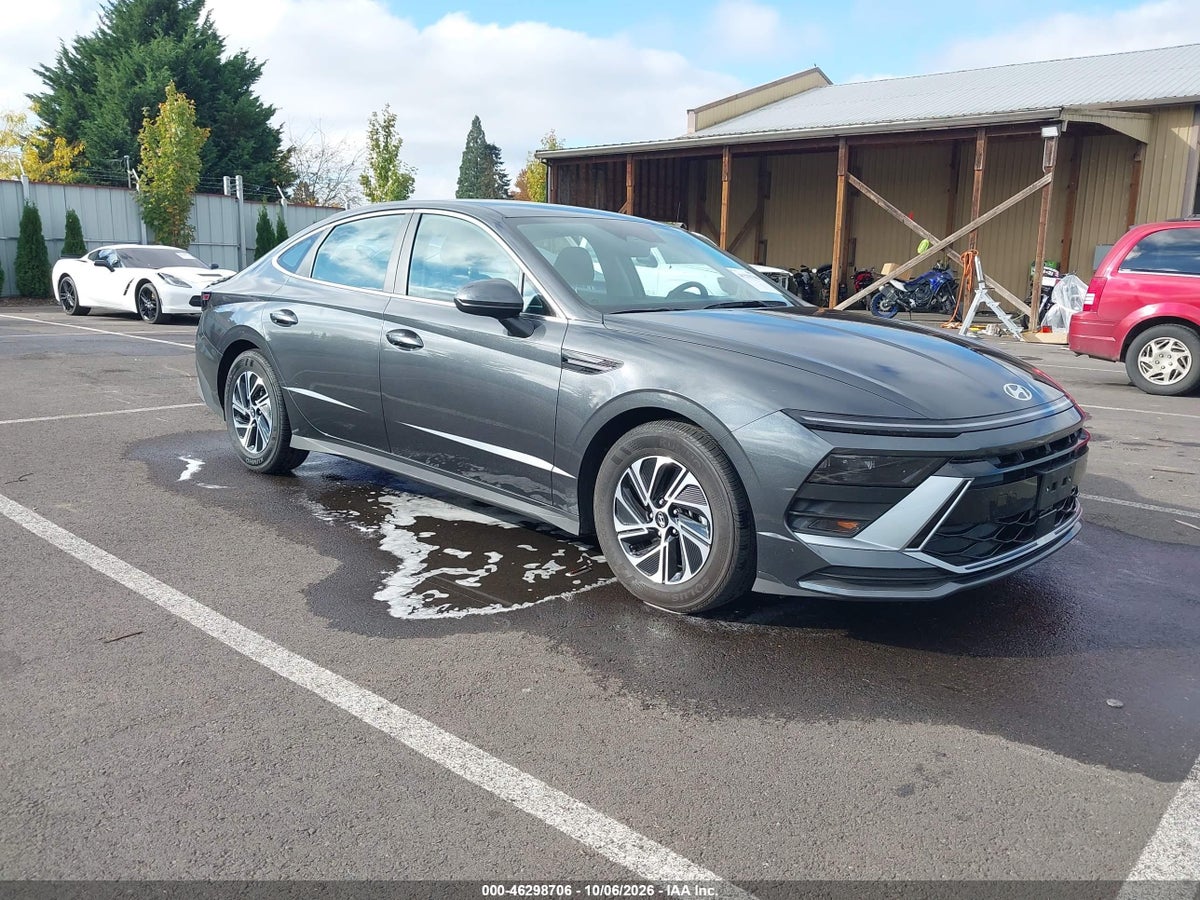2026 HYUNDAI SONATA HYBRID BLUE