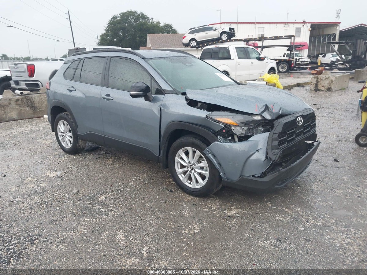 2026 TOYOTA COROLLA CROSS LE