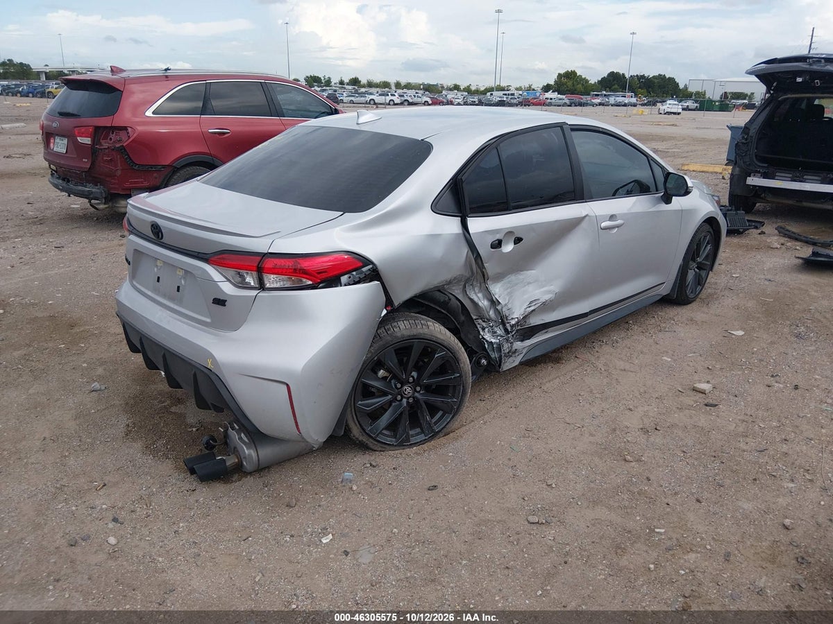 2026 TOYOTA COROLLA SE — photo 4
