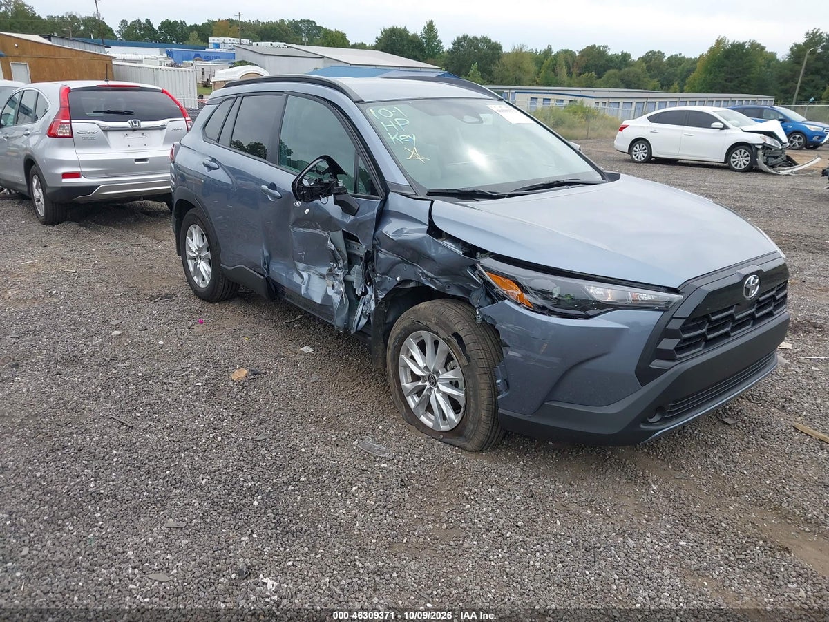 2026 TOYOTA COROLLA CROSS LE