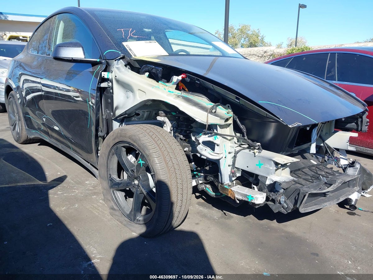 2026 TESLA MODEL Y PREMIUM REAR-WHEEL DRIVE/REAR-WHEEL DRIVE