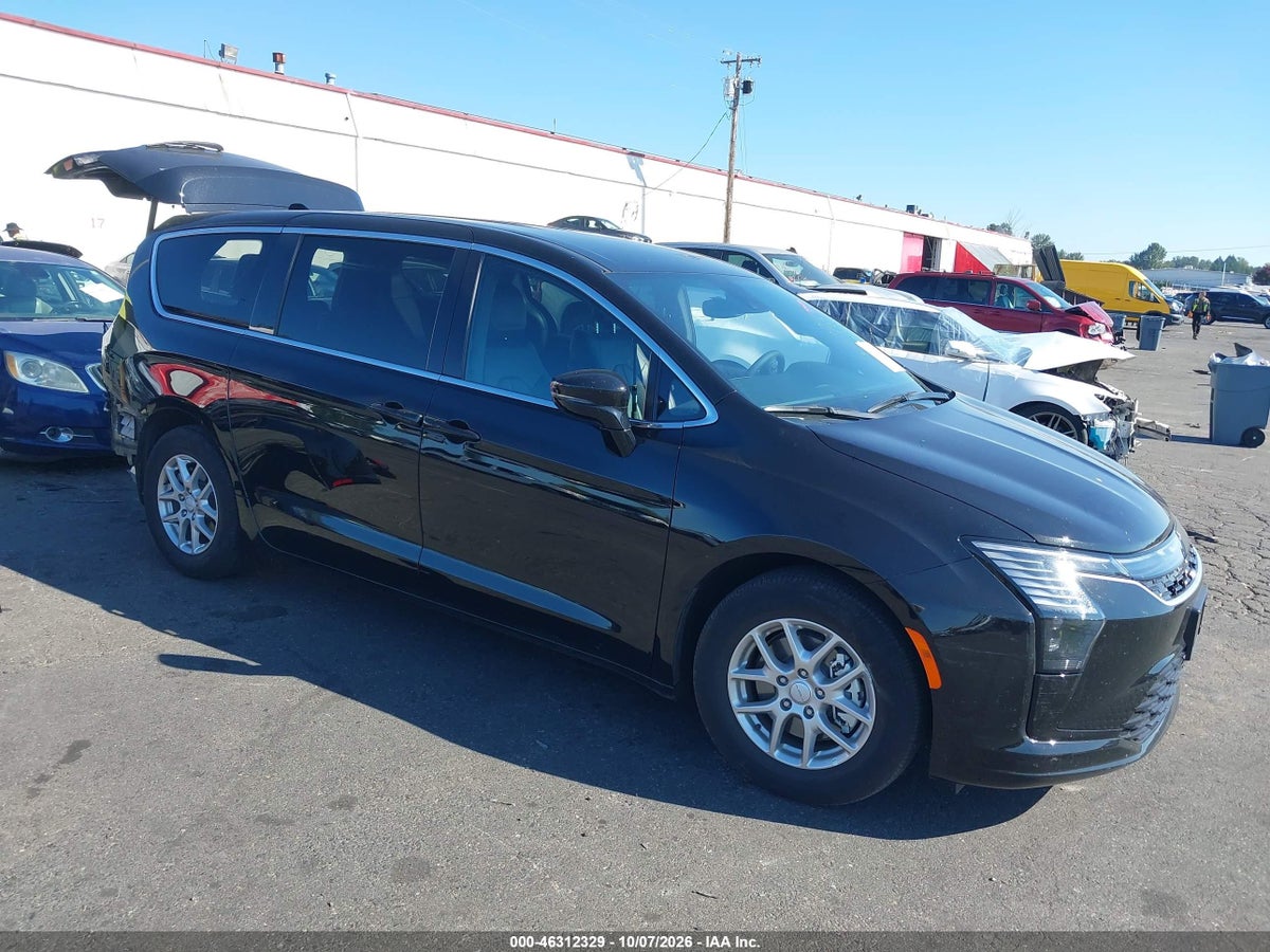 2027 CHRYSLER PACIFICA