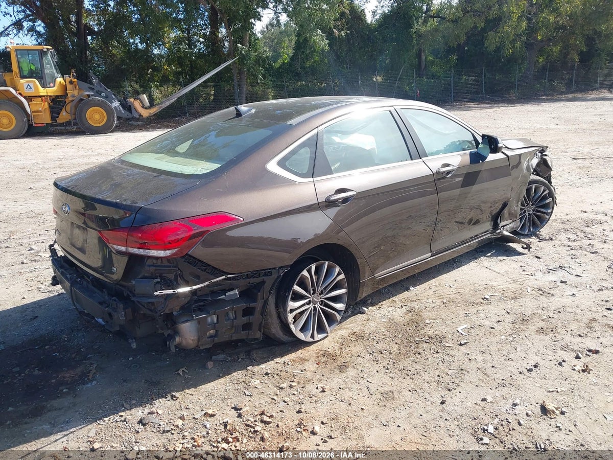 2016 HYUNDAI GENESIS 3.8 — photo 4