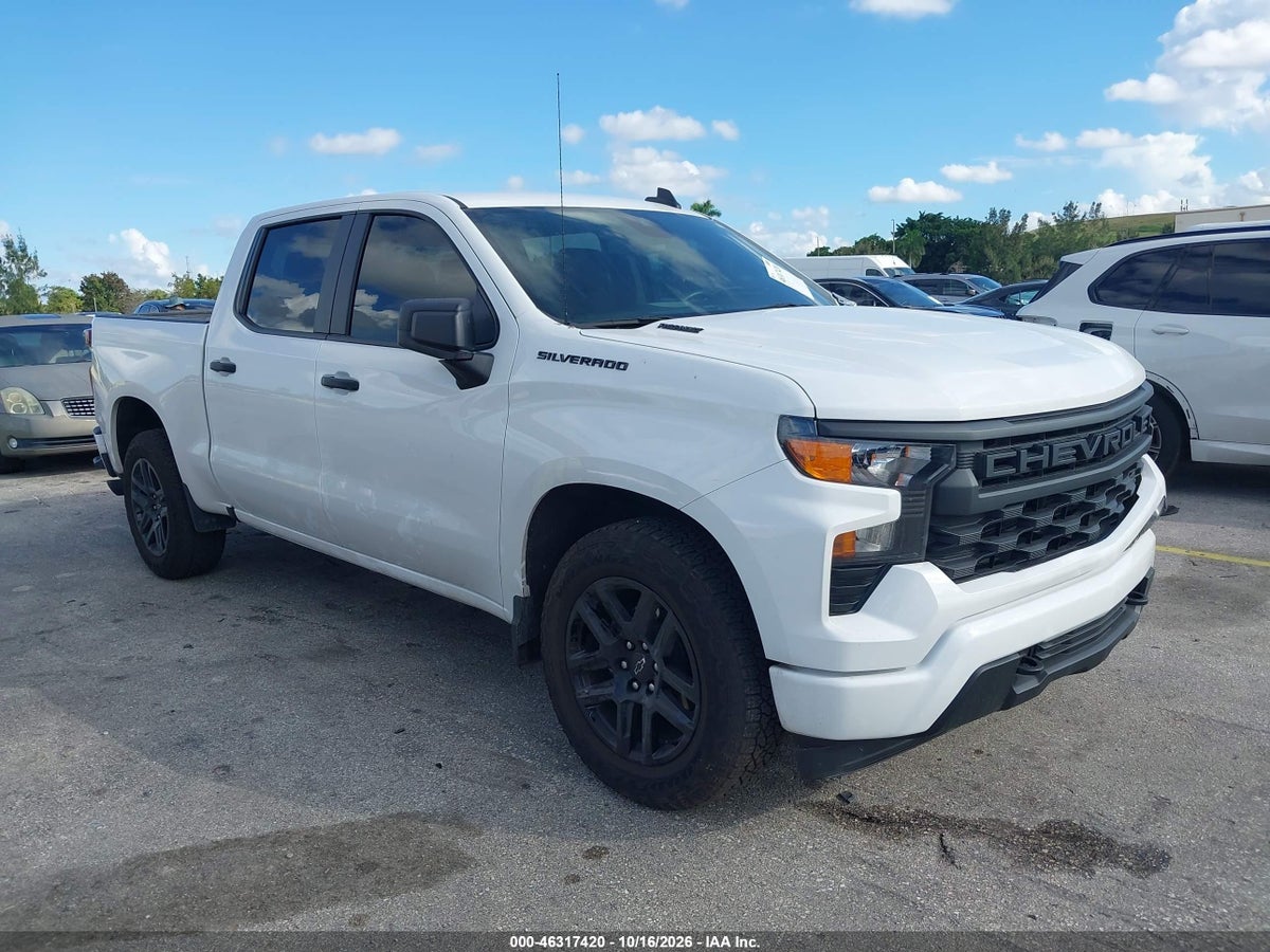 2026 CHEVROLET SILVERADO 1500 2WD SHORT BED CUSTOM