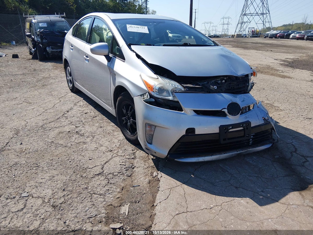 2014 TOYOTA PRIUS THREE
