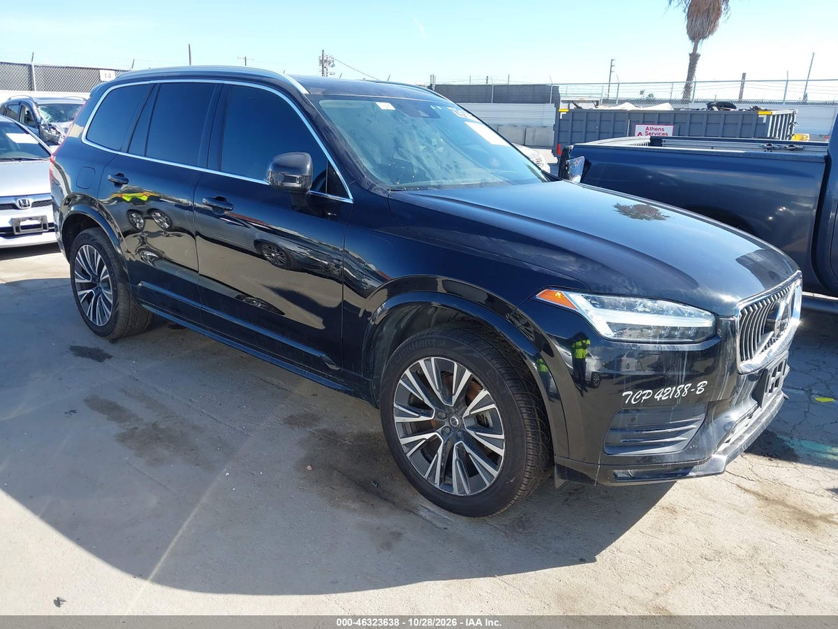 2022 VOLVO XC90 T5 MOMENTUM 7 PASSENGER