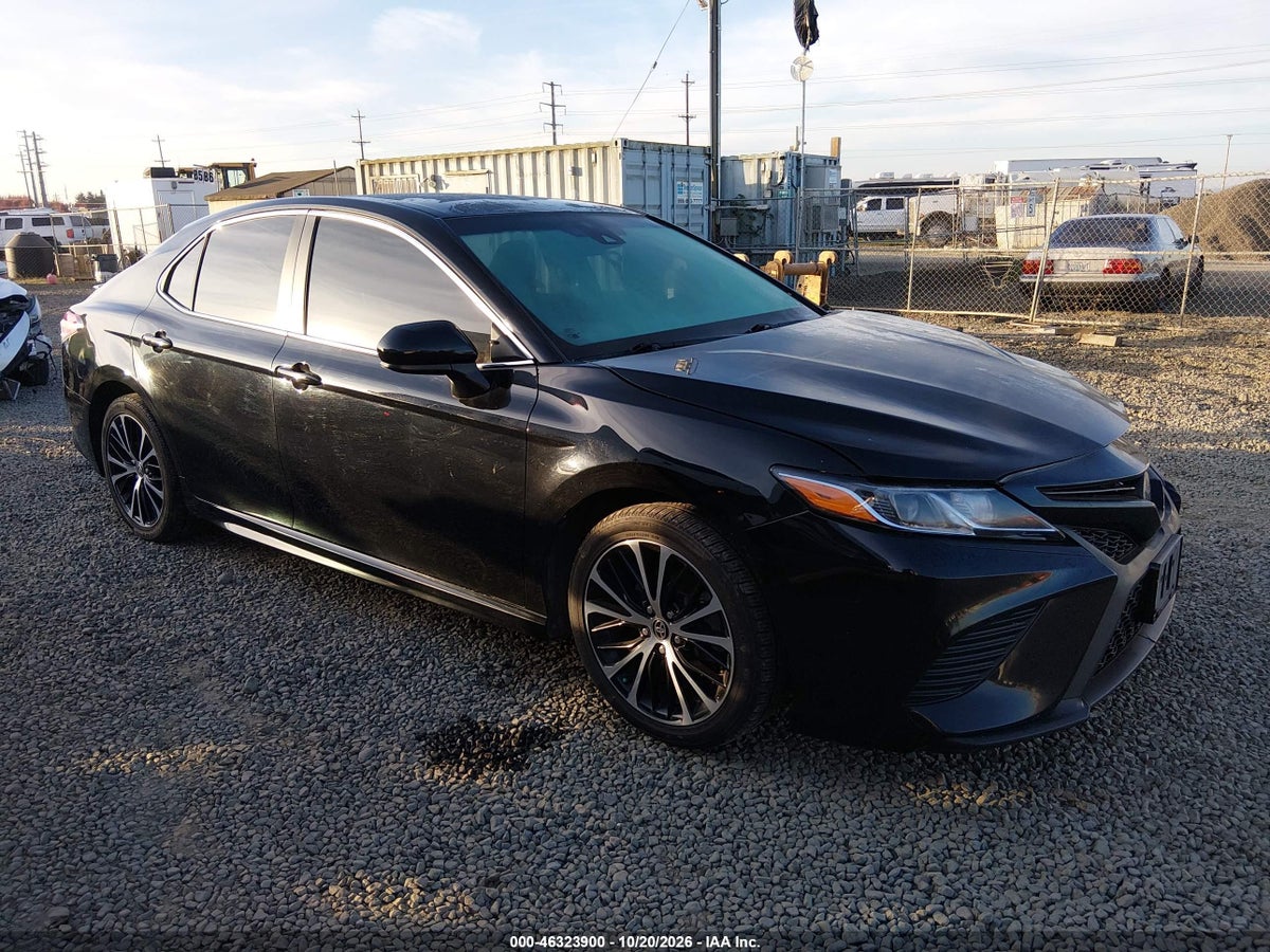 2020 TOYOTA CAMRY SE
