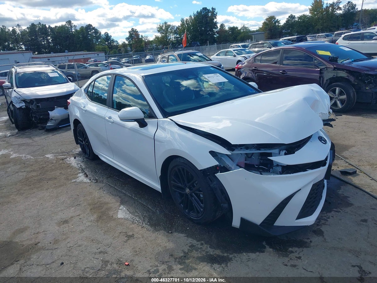 2026 TOYOTA CAMRY SE