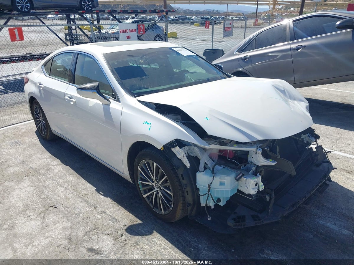 2025 LEXUS ES 300H