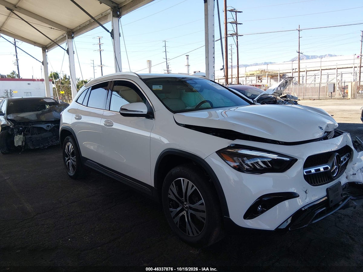 2026 MERCEDES-BENZ GLA 250