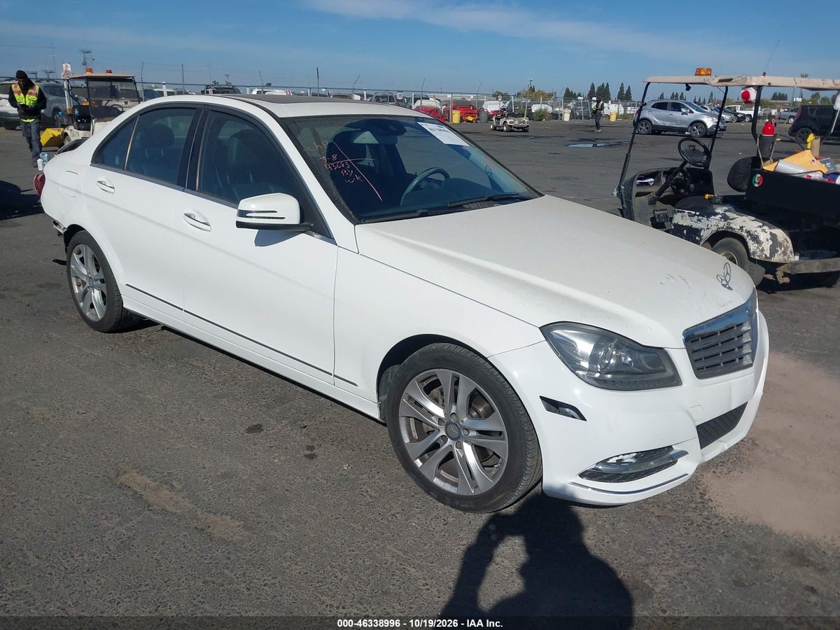 2014 MERCEDES-BENZ C 250 LUXURY