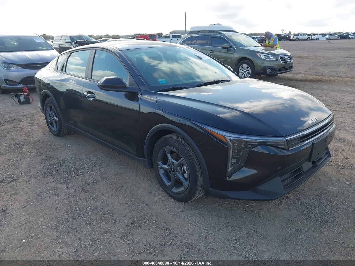 2026 KIA K4 LXS