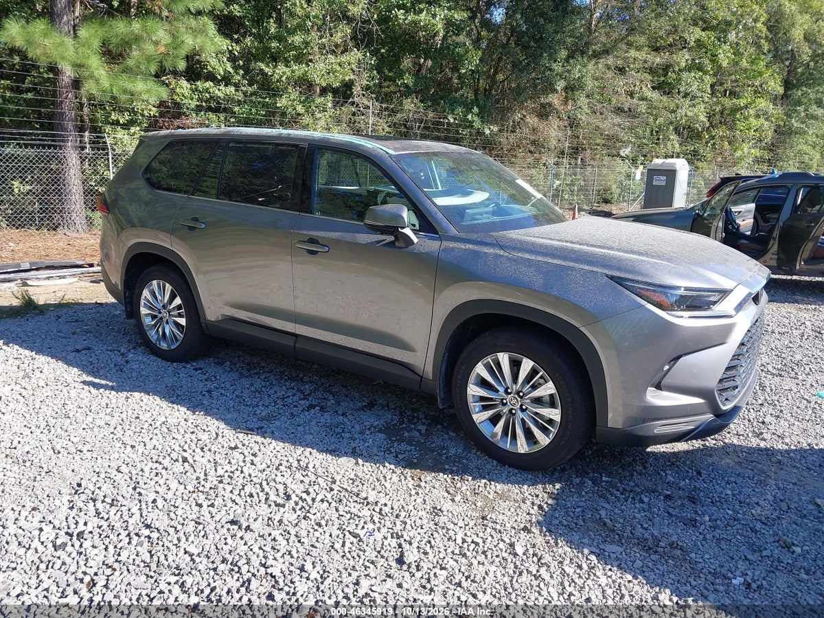 2026 TOYOTA GRAND HIGHLANDER PLATINUM