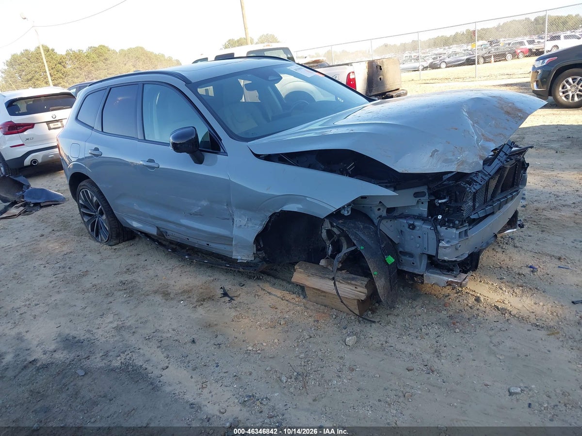 2026 VOLVO XC60 B5 ULTRA