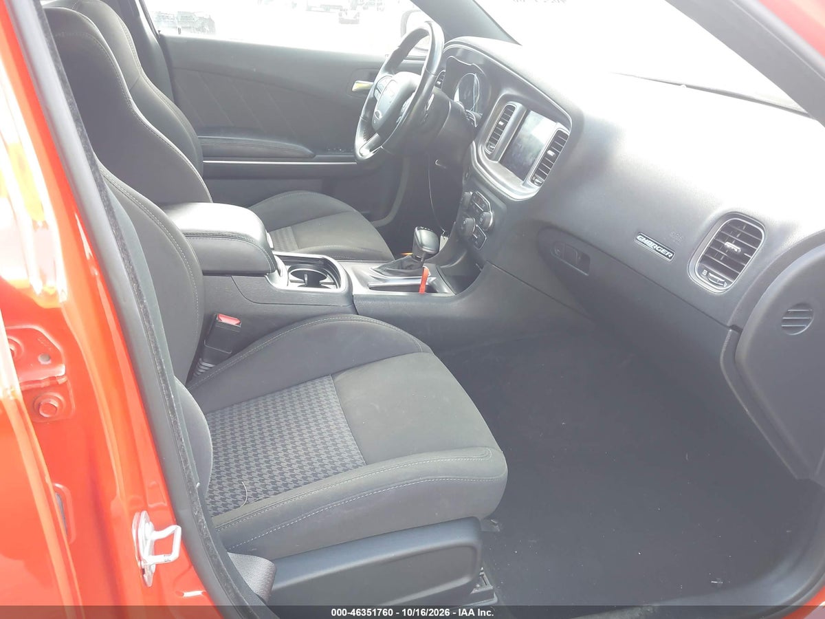 2019 DODGE CHARGER GT RWD — photo 5