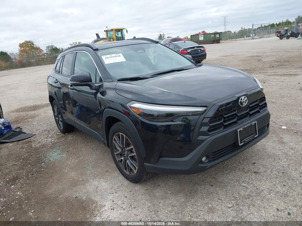 2026 TOYOTA COROLLA CROSS XLE
