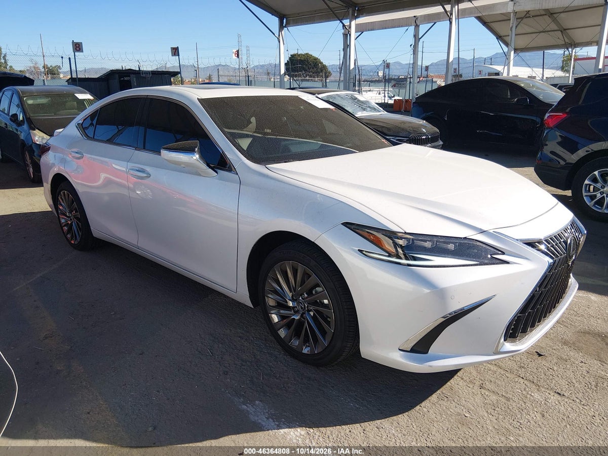 2025 LEXUS ES 300H LUXURY