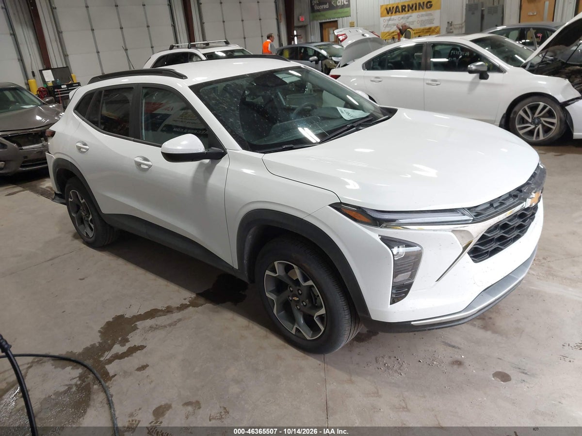 2026 CHEVROLET TRAX FWD LT