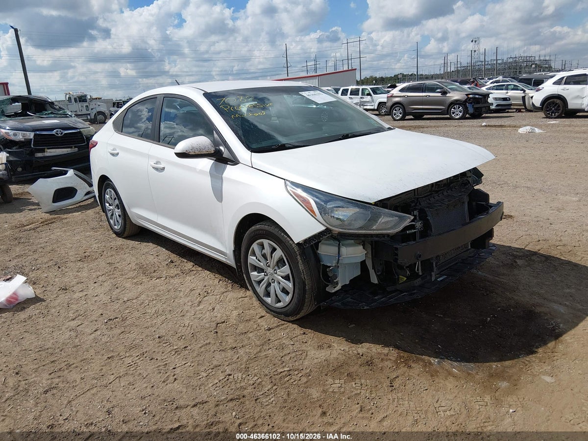 2022 HYUNDAI ACCENT SE
