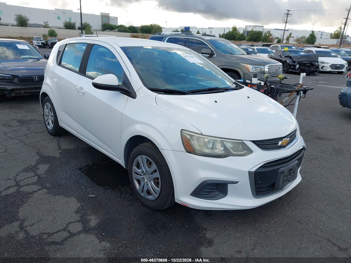 2017 CHEVROLET SONIC LT AUTO
