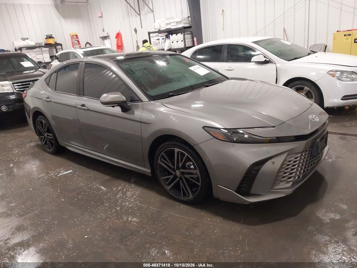 2026 TOYOTA CAMRY XSE