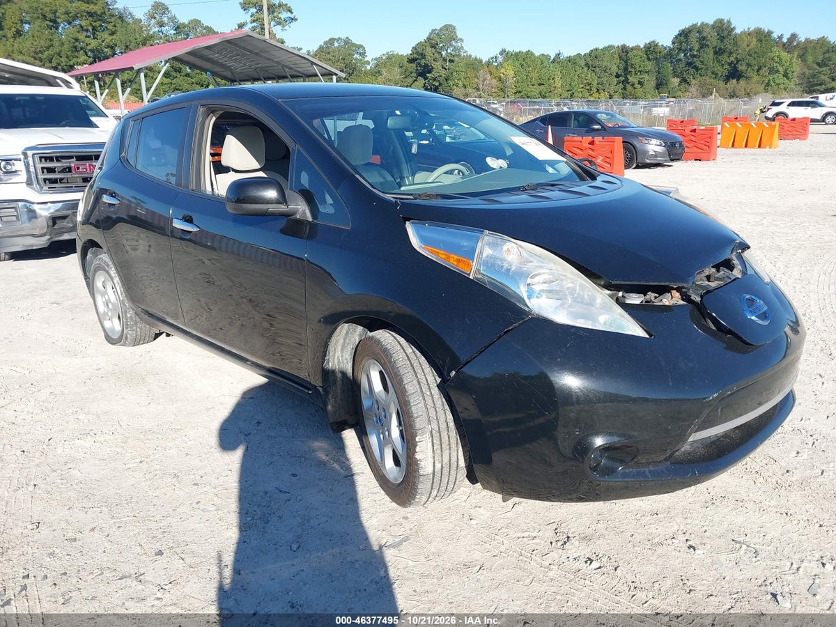 2013 NISSAN LEAF SV