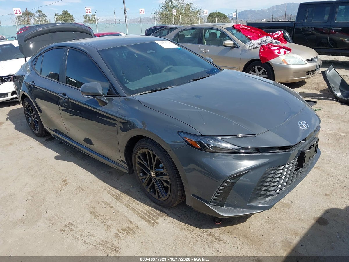 2026 TOYOTA CAMRY SE