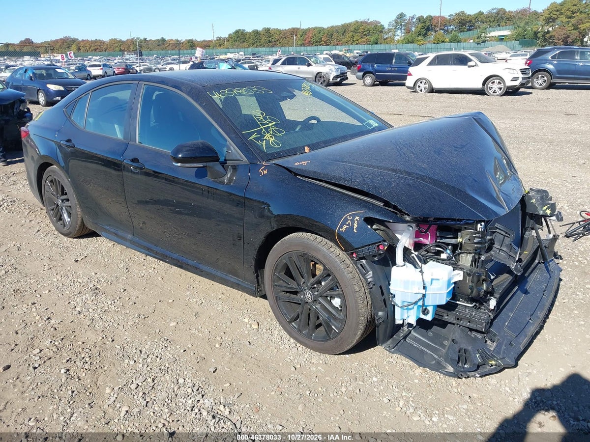 2026 TOYOTA CAMRY SE