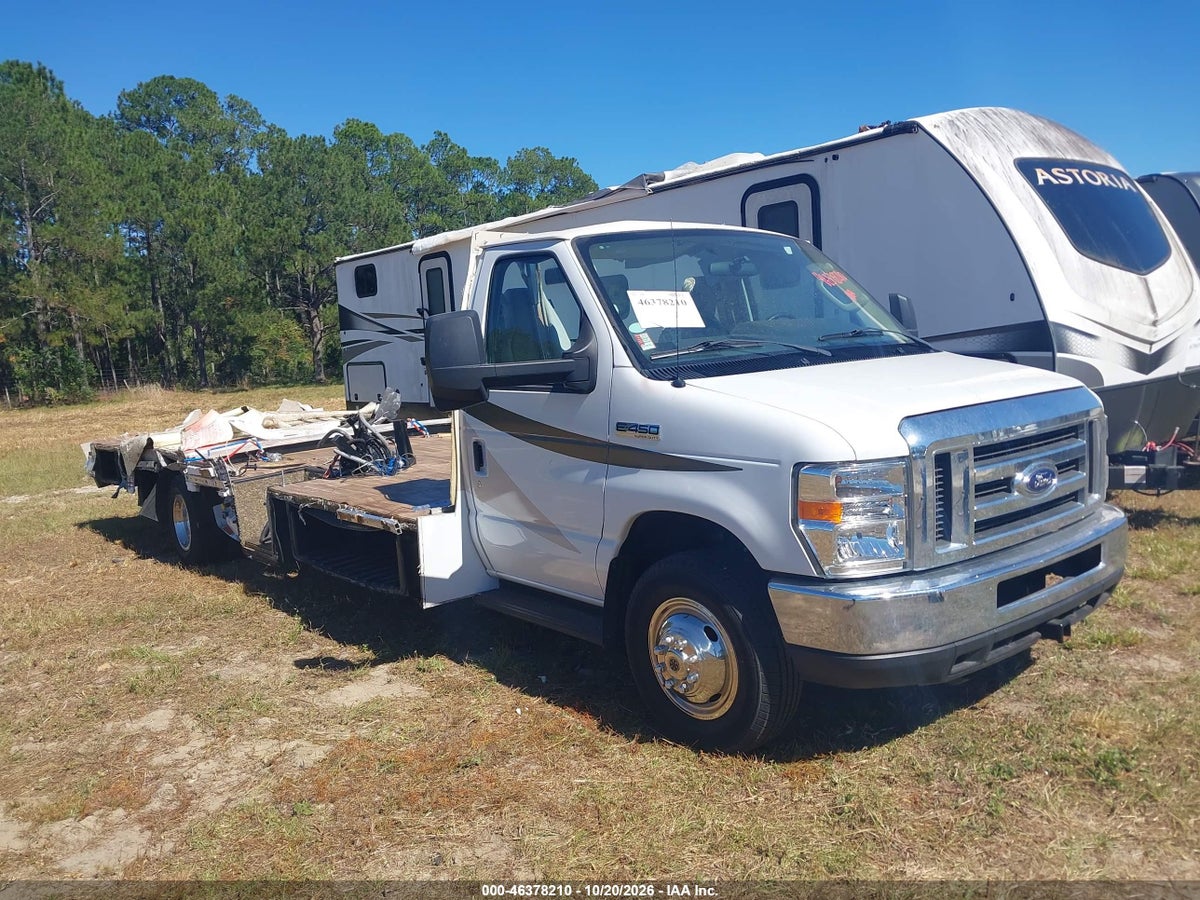 2017 FORD E-450 CUTAWAY