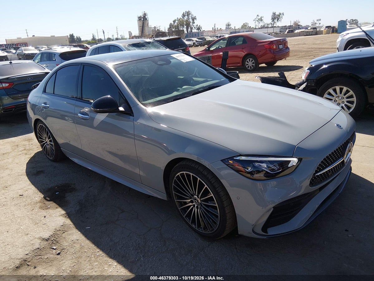 2026 MERCEDES-BENZ C 300