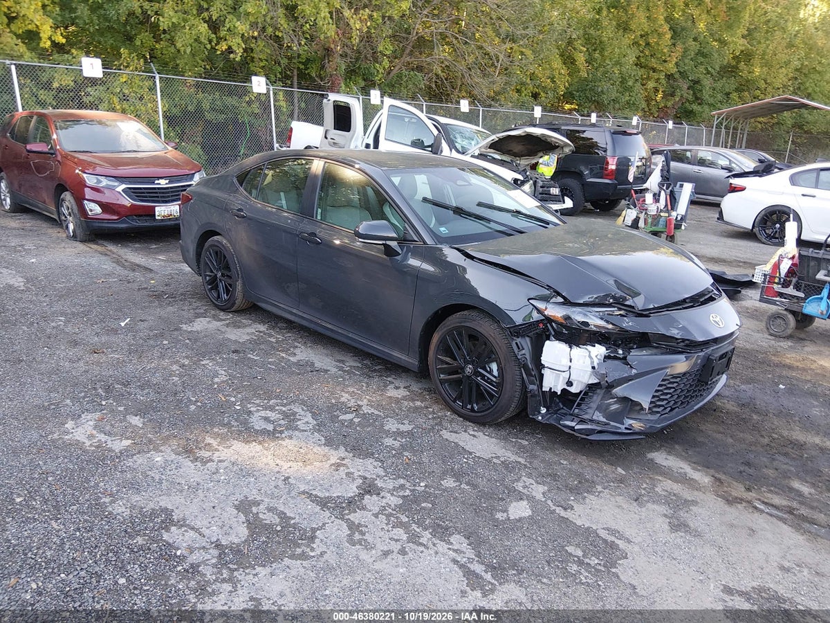 2026 TOYOTA CAMRY SE