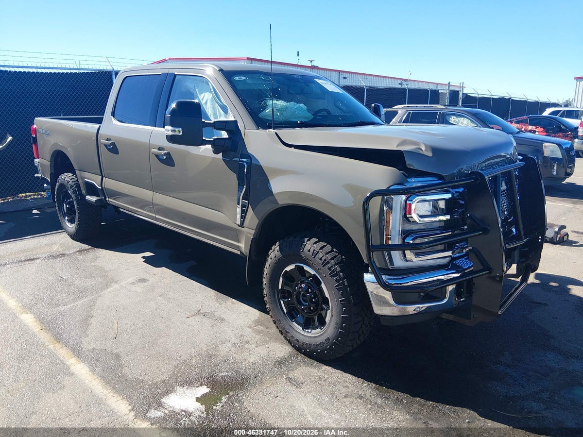 2026 FORD F-250 LARIAT