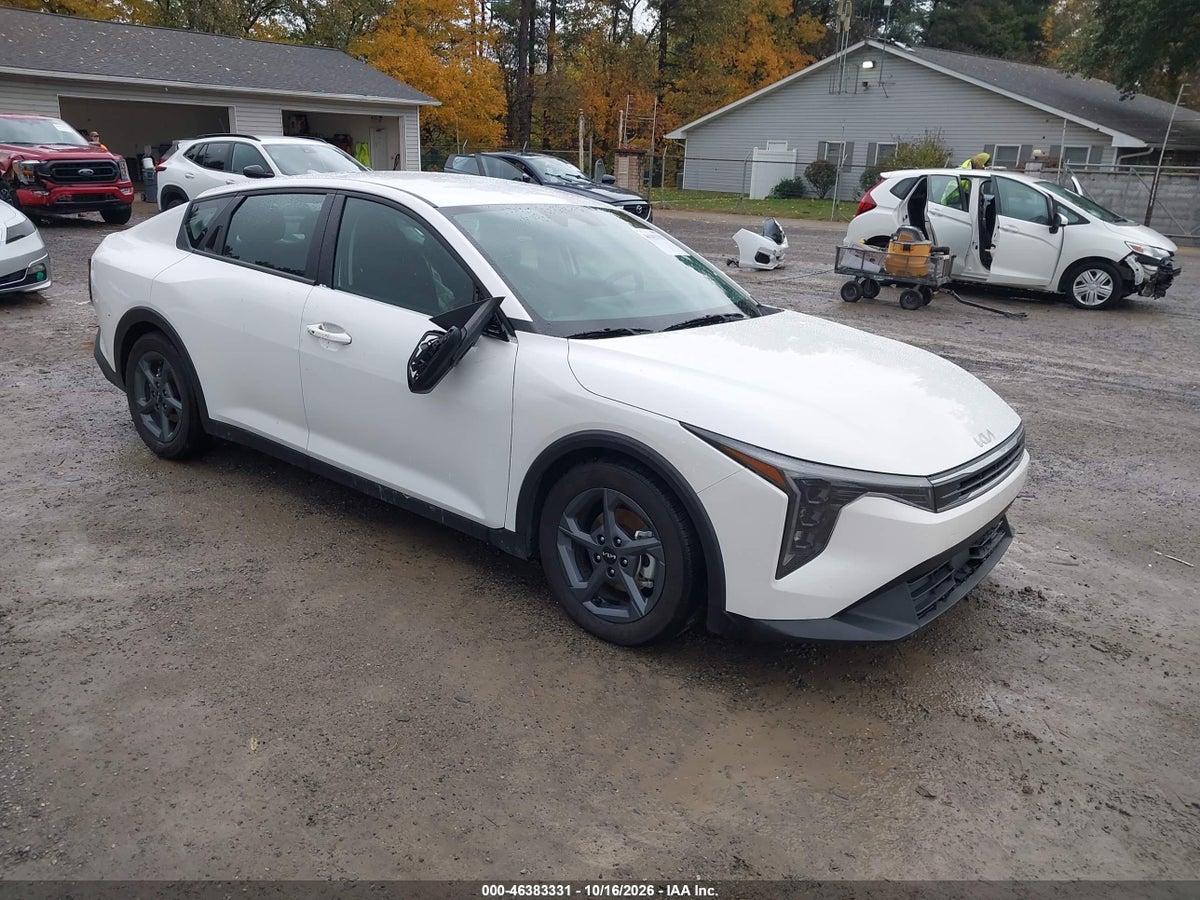 2026 KIA K4 LXS