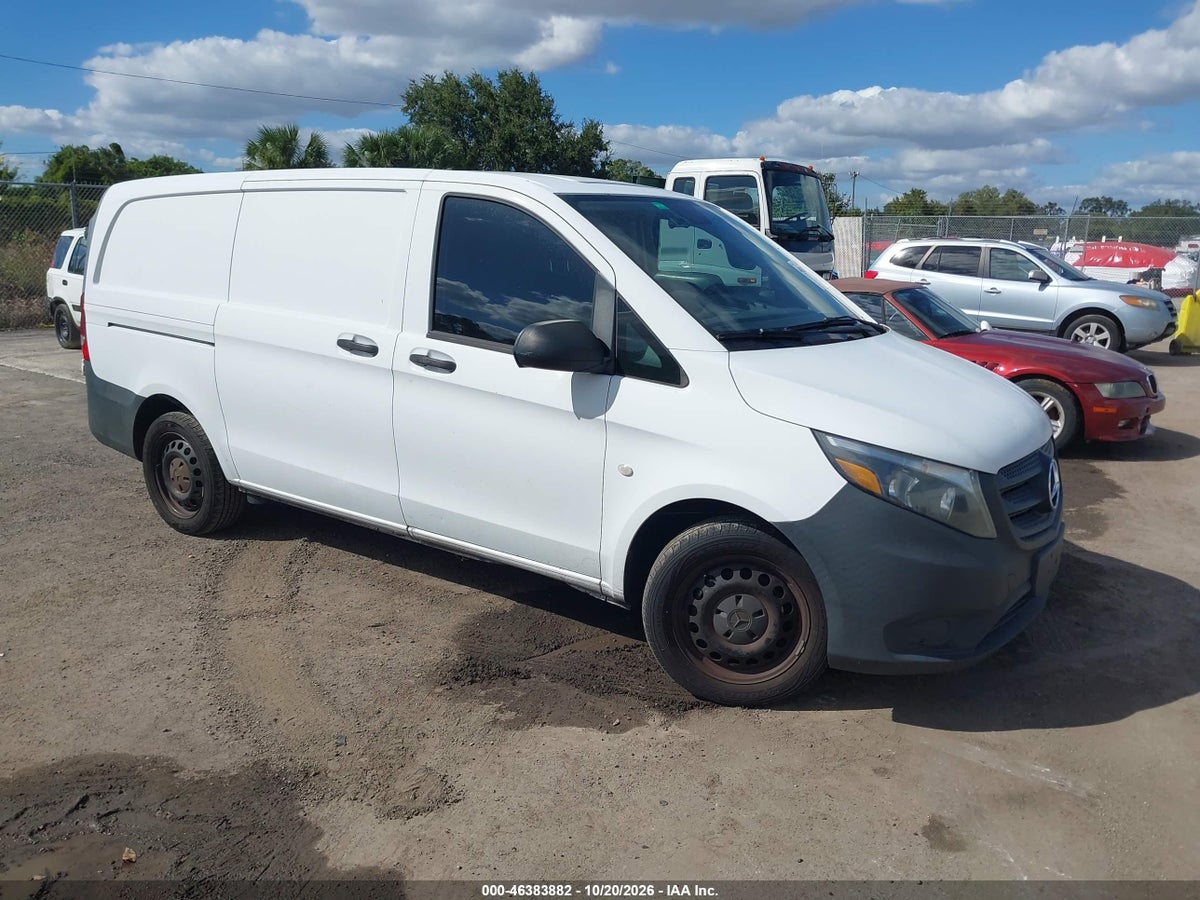 2019 MERCEDES-BENZ METRIS