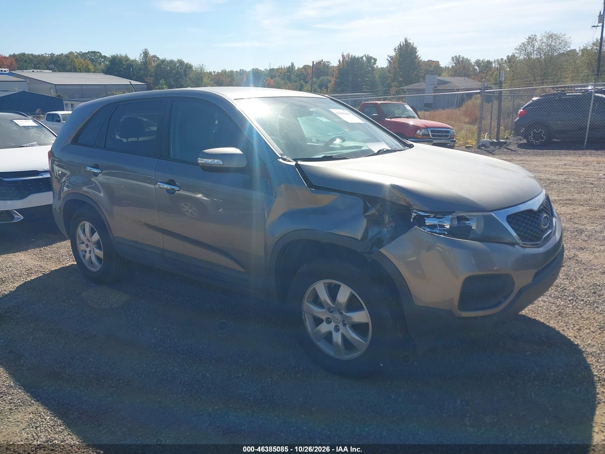 2011 KIA SORENTO LX