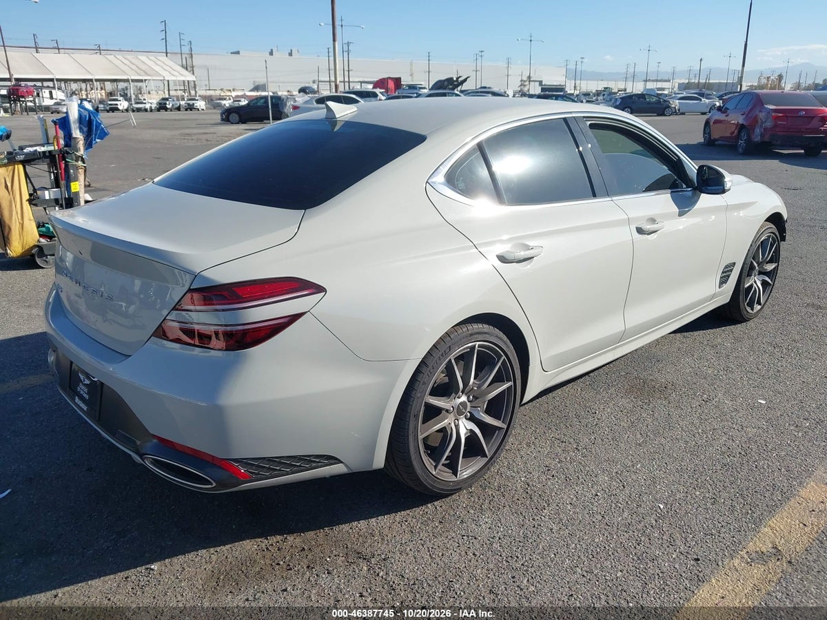 2026 GENESIS G70 2.5T RWD — снимка 4