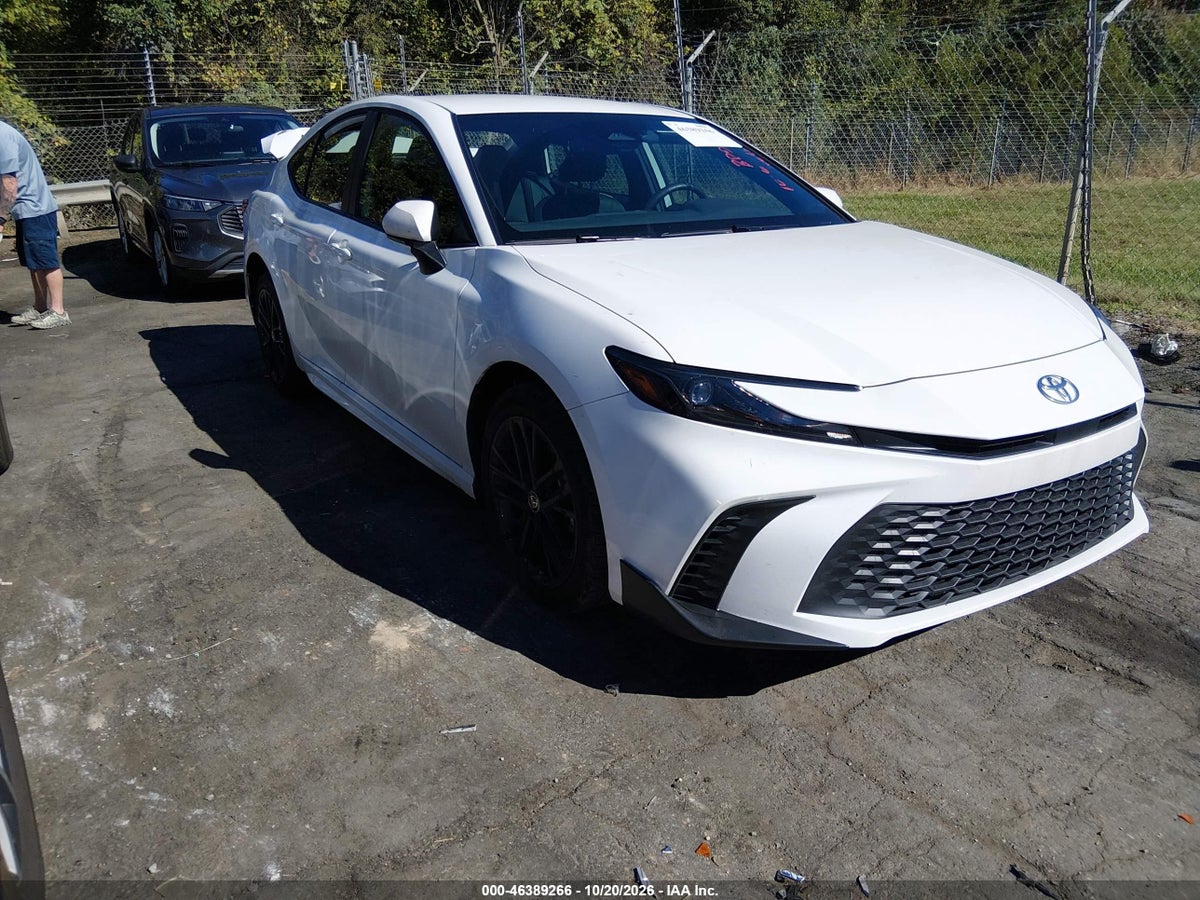 2026 TOYOTA CAMRY SE