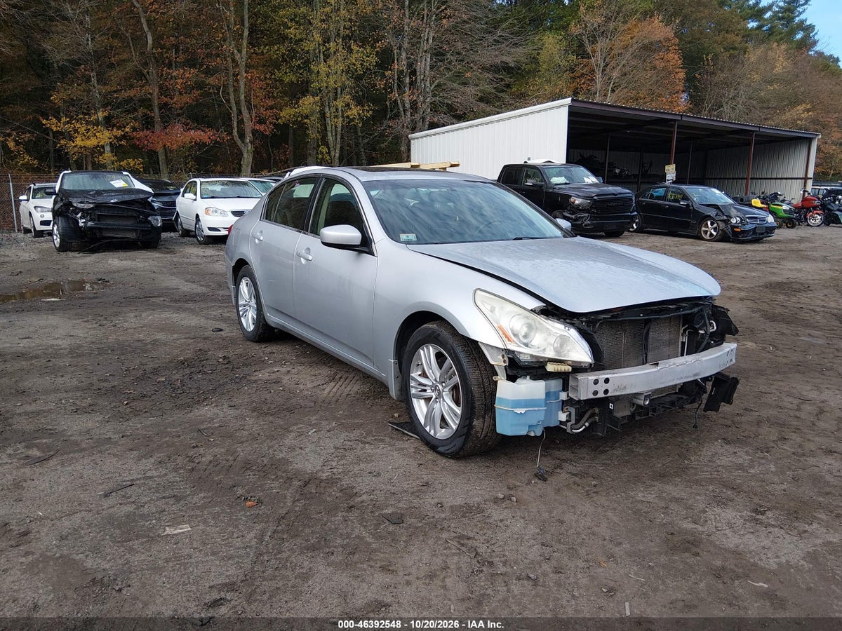 2013 INFINITI G37X