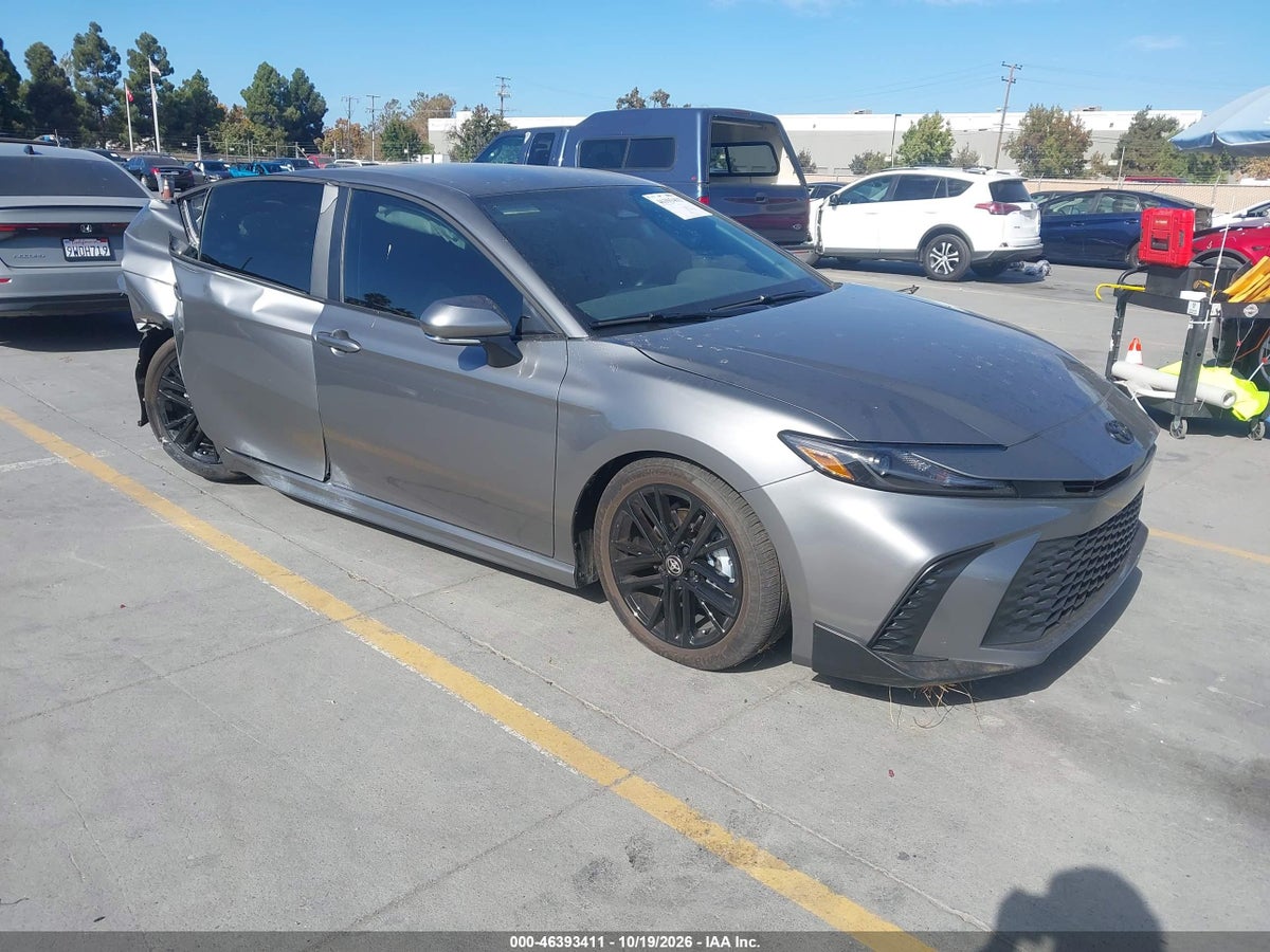 2026 TOYOTA CAMRY SE