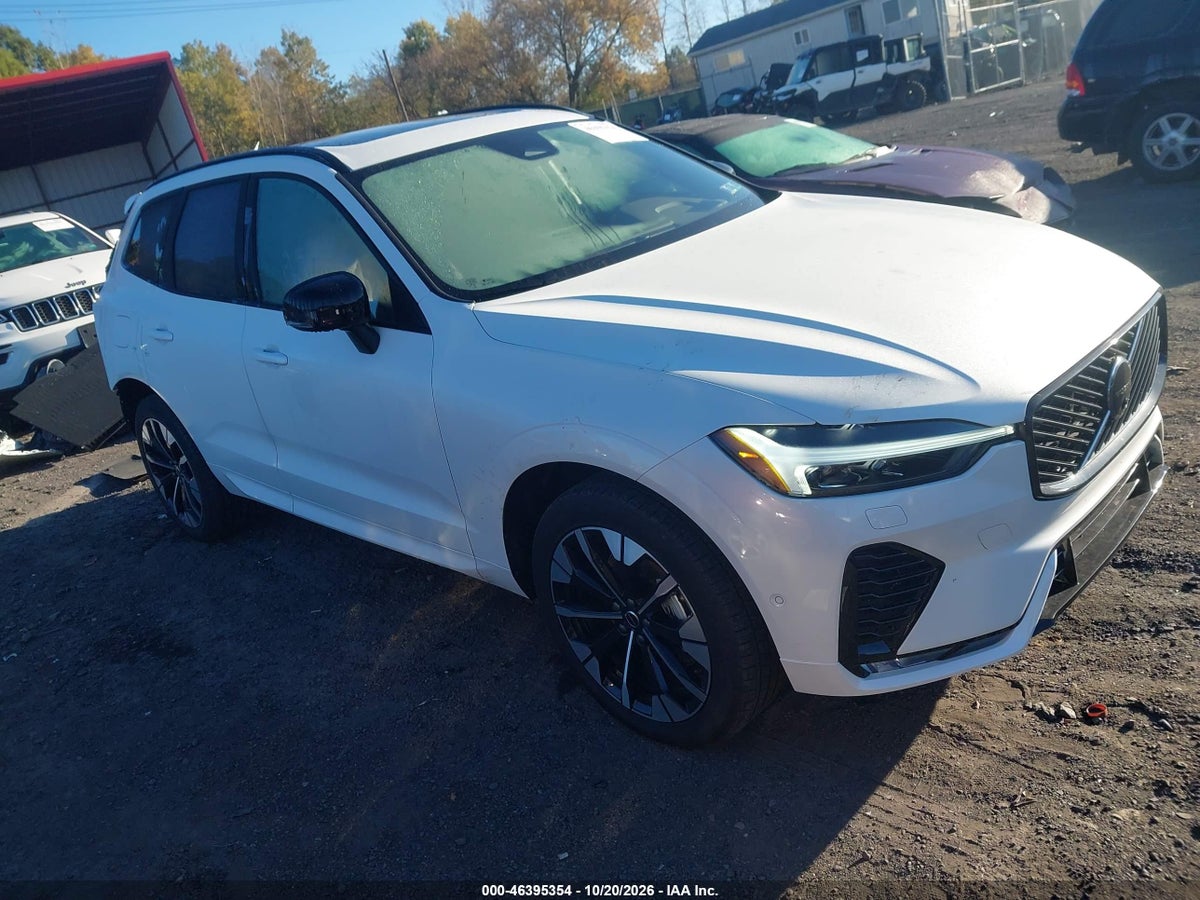 2026 VOLVO XC60 B5 PLUS