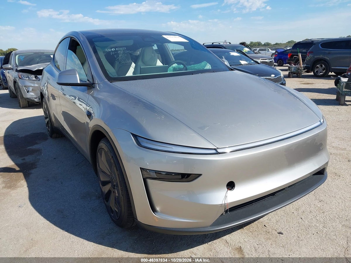 2027 TESLA MODEL Y
