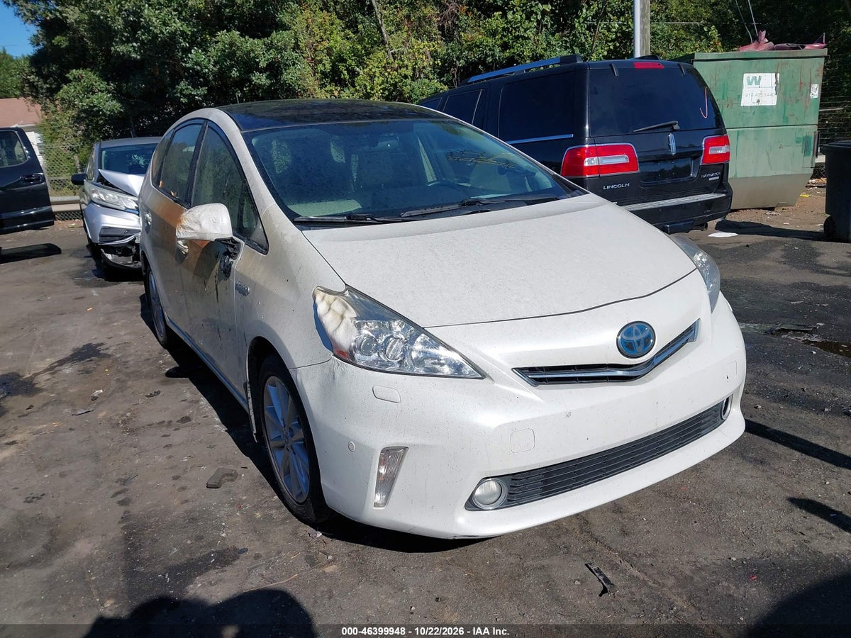 2014 TOYOTA PRIUS V FIVE
