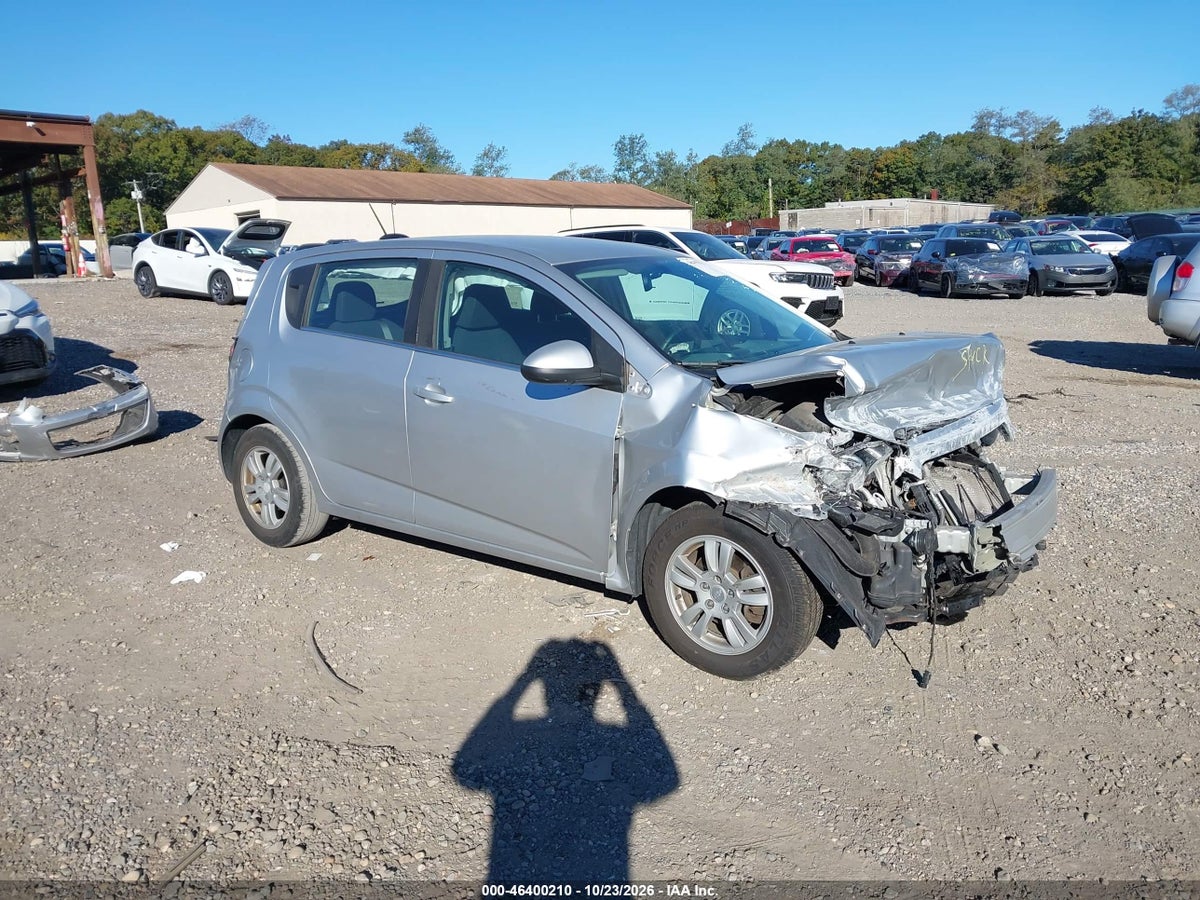 2016 CHEVROLET SONIC LT AUTO