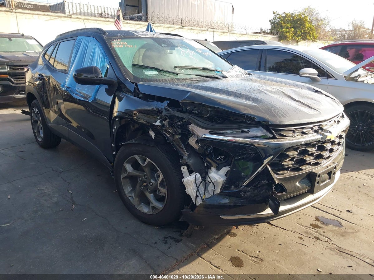 2026 CHEVROLET TRAX FWD LT
