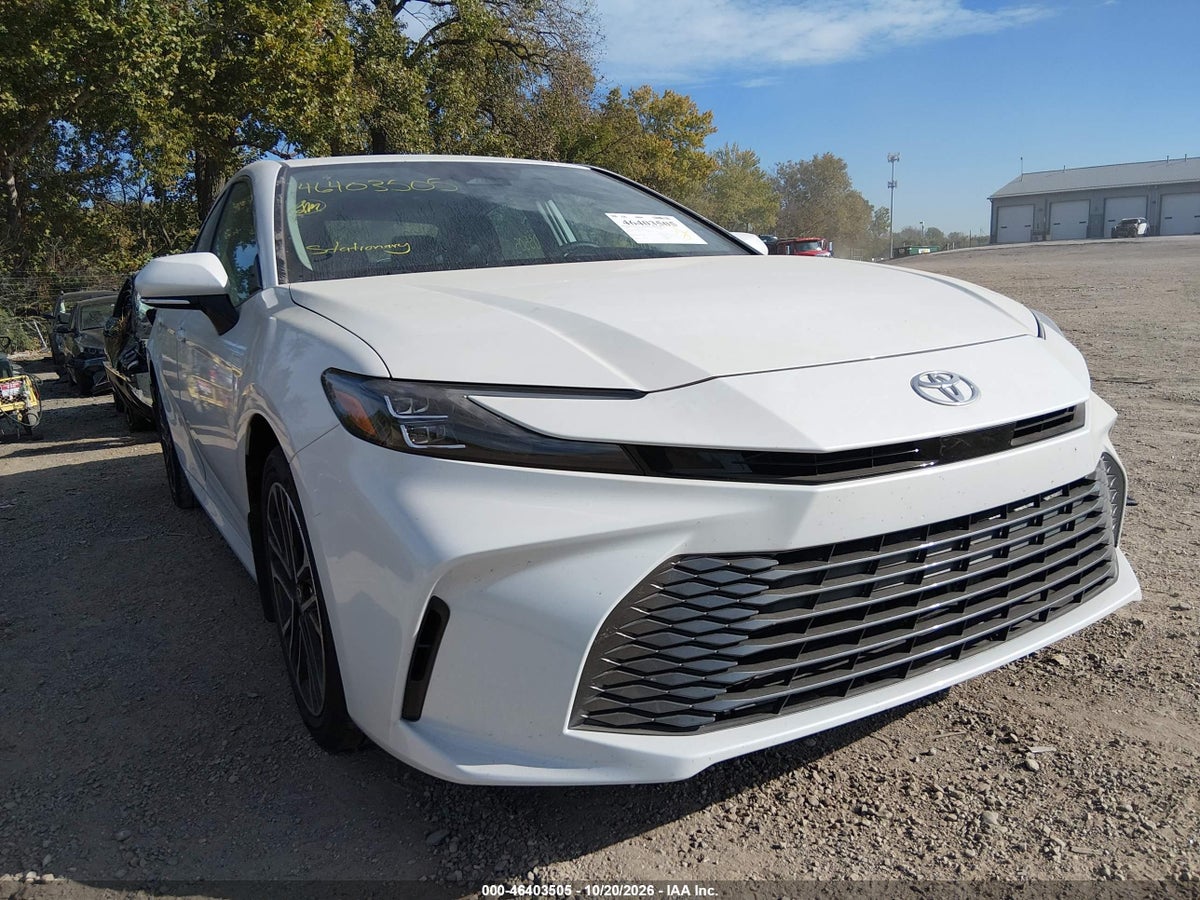 2026 TOYOTA CAMRY XLE