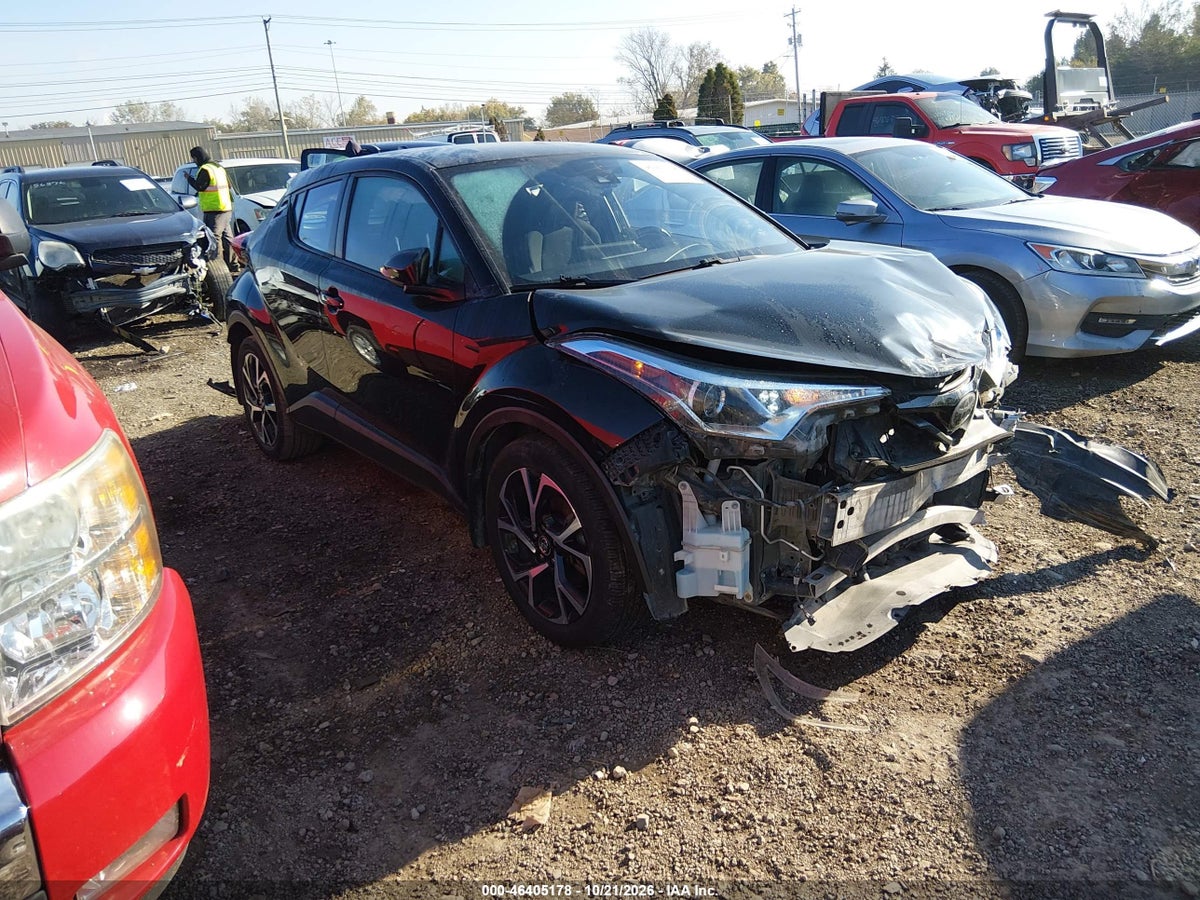 2018 TOYOTA C-HR XLE PREMIUM