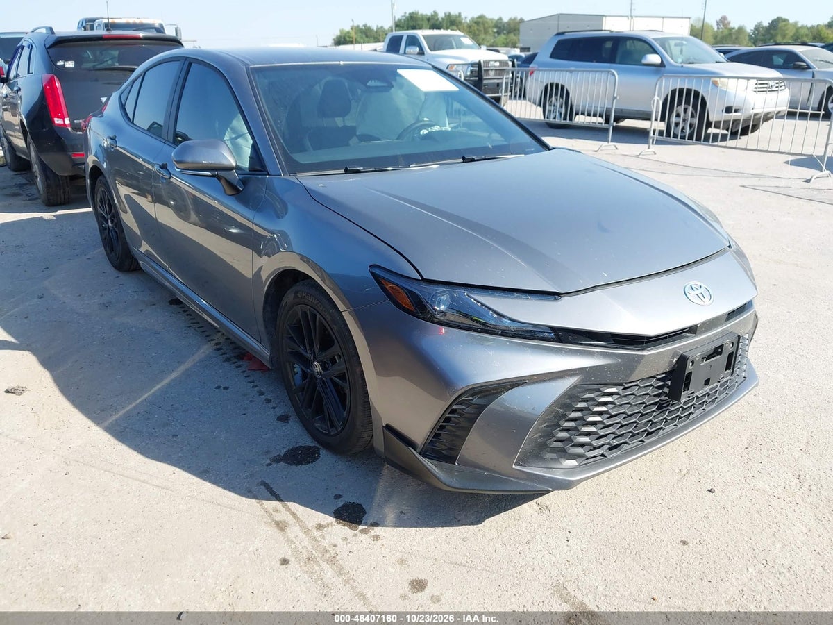 2026 TOYOTA CAMRY SE