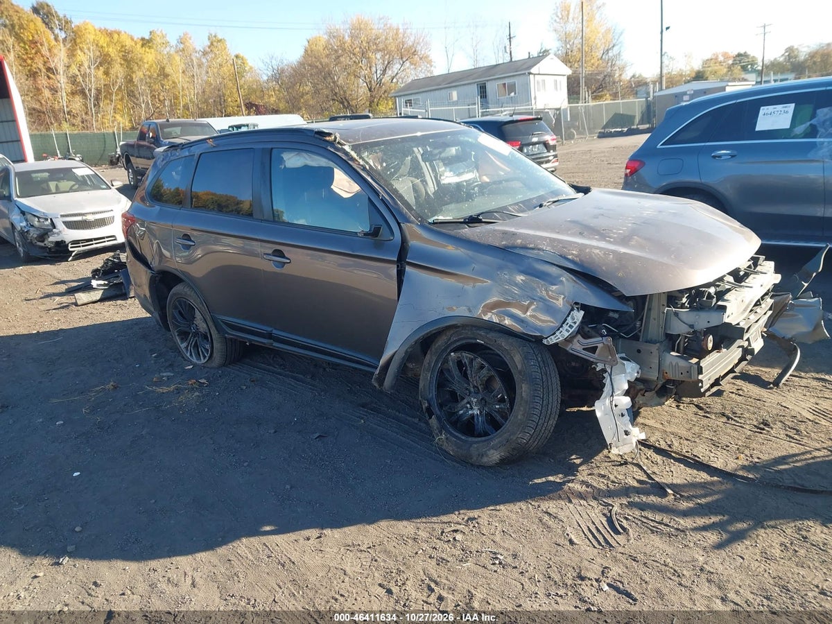 2018 MITSUBISHI OUTLANDER LE